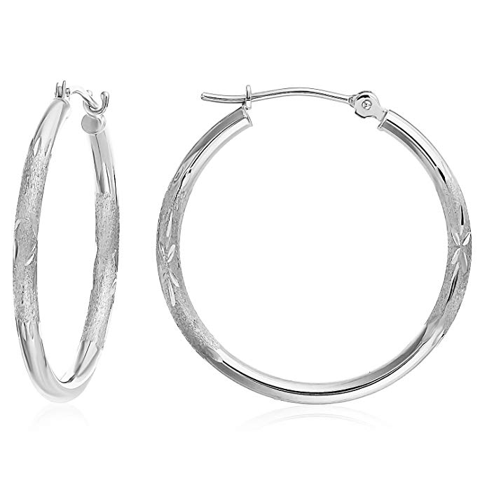 Tilo Jewelry 14k Gold Diamond-Cut Round Hoop Earrings (1'' Diameter)