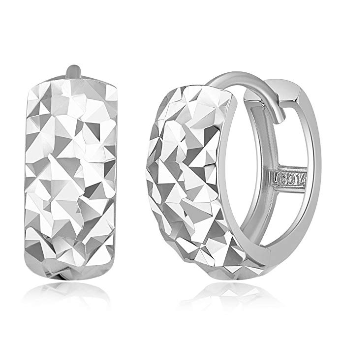 Wellingsale Ladies 14k White Gold Polished 5mm Diamond Cut Faceted Hoop Huggies Earrings (7 x 7 mm)